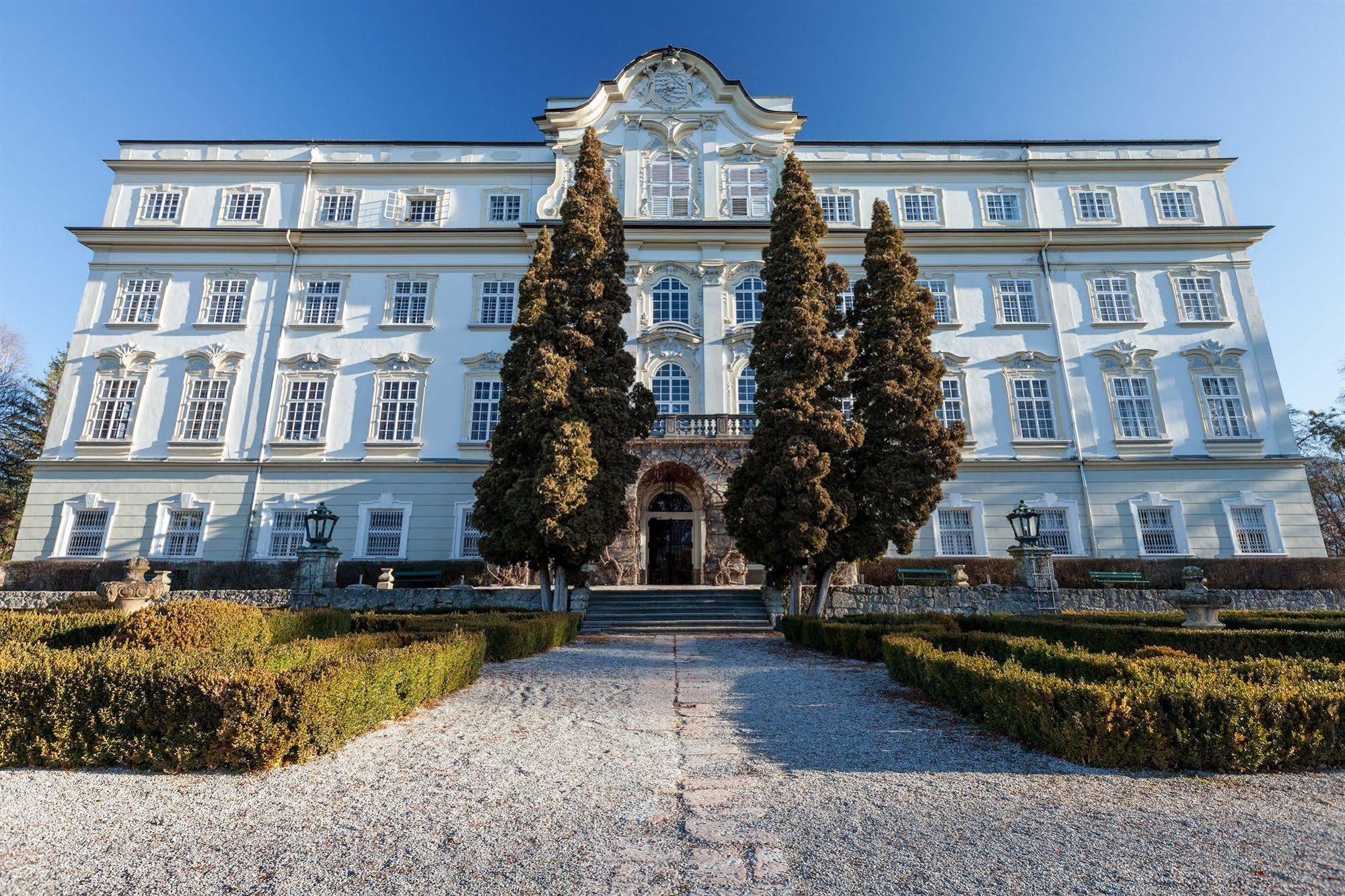 Hotel Schloss Leopoldskron Salzburg Exterior photo